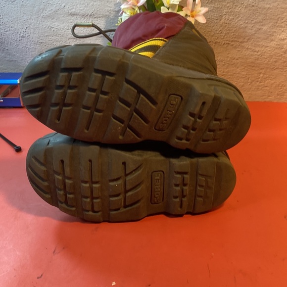 Sorel winter boots SZ 12 T - Picture 5 of 7